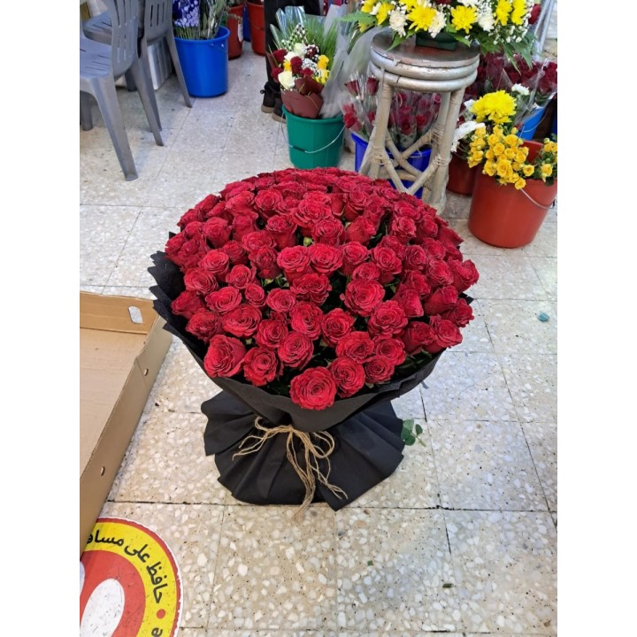101 Red Roses With Black Wrap Dubai