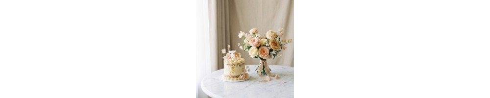 Cake at Bulaklak | Magpadala ng Bulaklak sa Dubai — FlowersToDubai