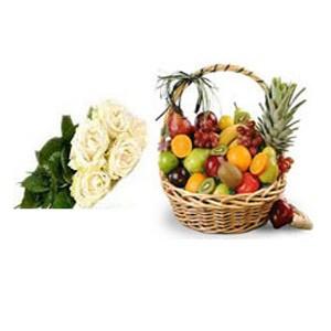 12 White Roses Bouquet With 1 Kg Fruit Basket