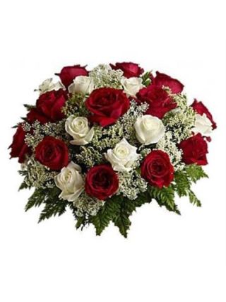 21 RED N WHITE ROSES BUNCH - Fresh Flowers Dubai
