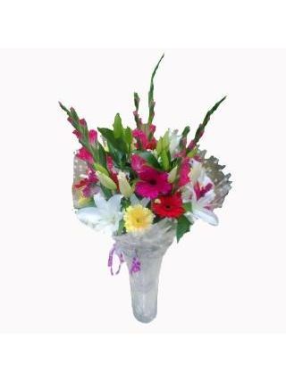 Happy Note A bunch of Mixed Flowers In Vase - Fresh Flowers Dubai