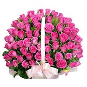 50 Rose Basket Pink
