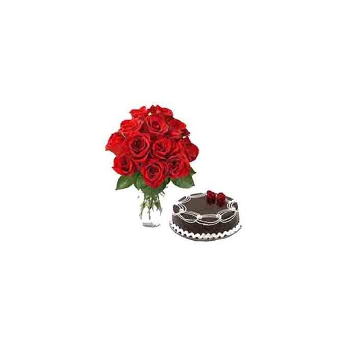 12 Red Roses in Vase N 500 Gm Black Forest Cake