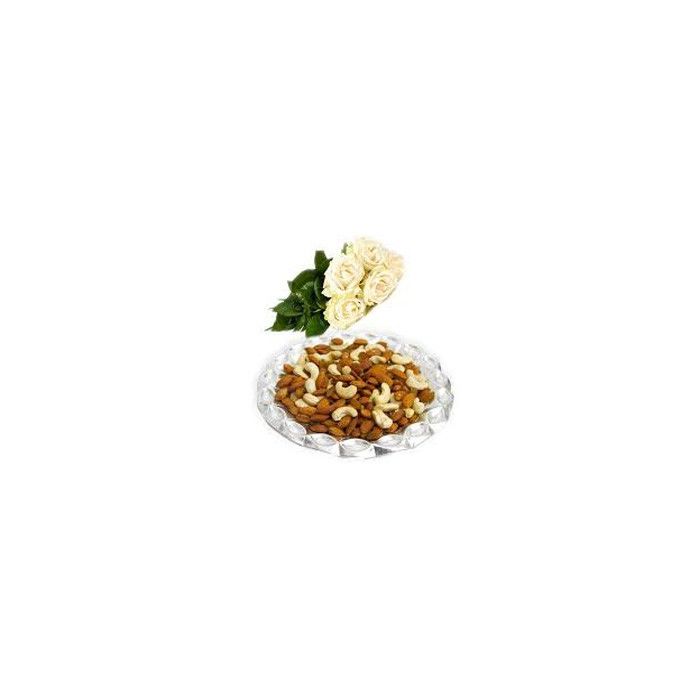 12 White Roses Bouquet With 1 Kg Assorted Dryfruits