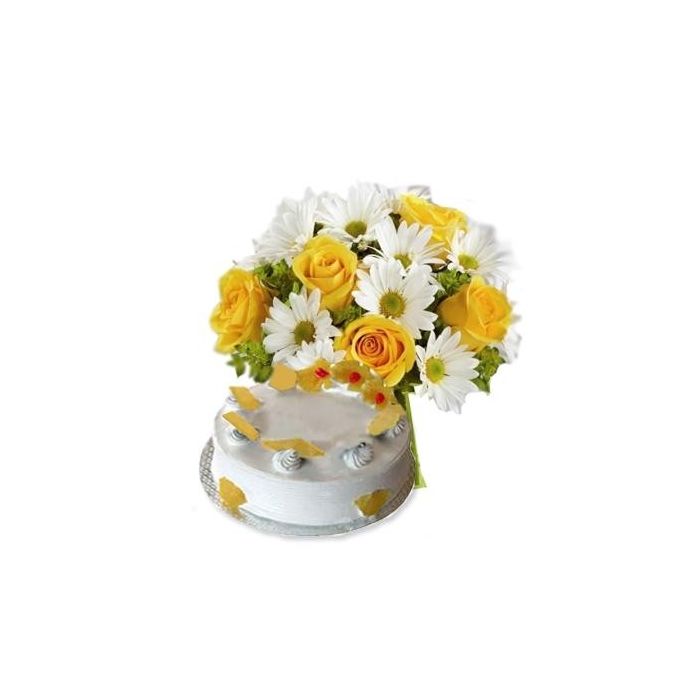 Bouquet de blanc, de jaune et de fleurs de saison, avec 500 grammes de gâteau d'ananas